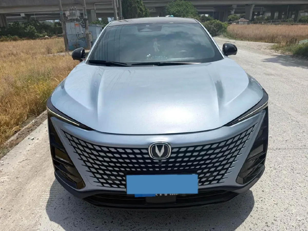 2022 ChangAn UNI-T 2.0T 233HP L4 8AT,autocango,china used car exporter,china ev exporter,chinese used car exporter,chinese used ev exporter