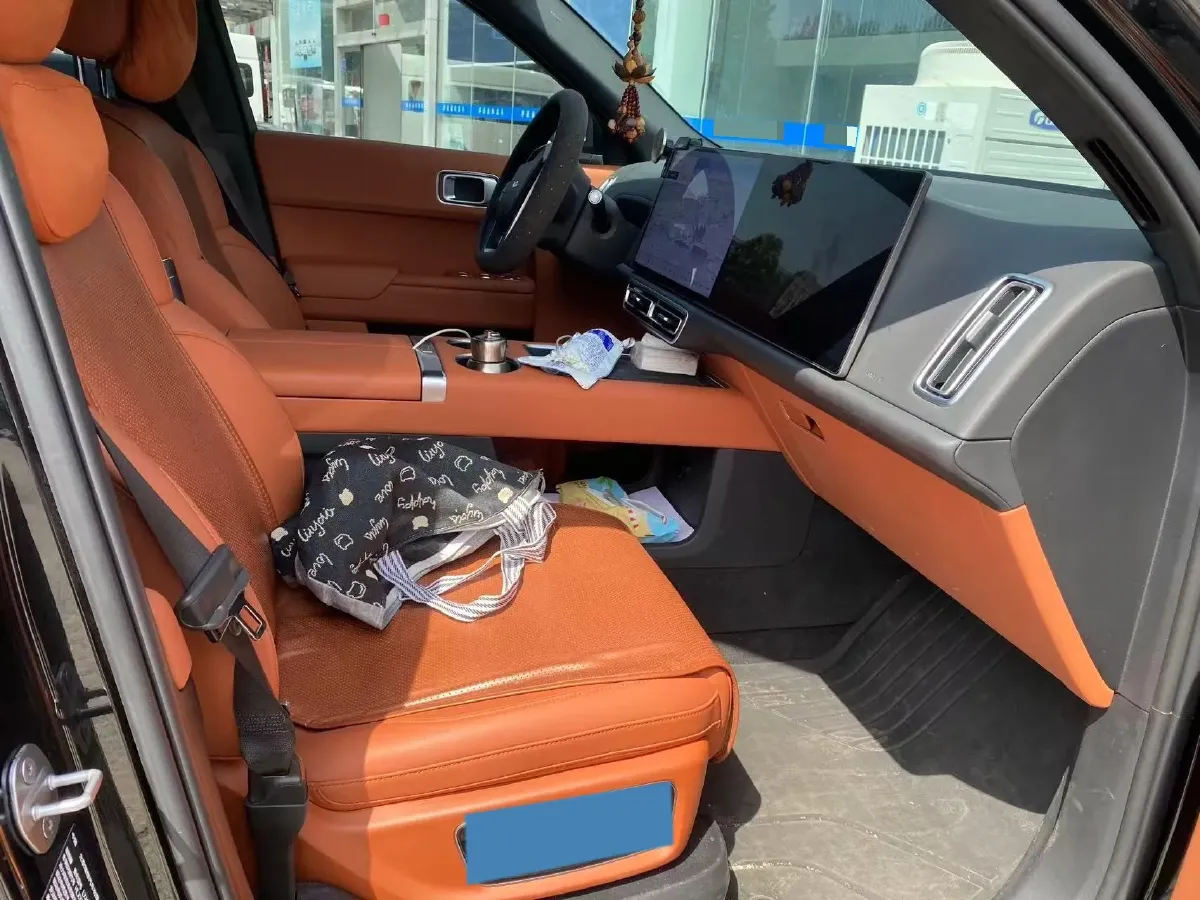 2024 Toyota Granvia 2.5L 189HP L4 E-CVT Hybrid,autocango,china used car exporter,china ev exporter,chinese used car exporter,chinese used ev exporter
