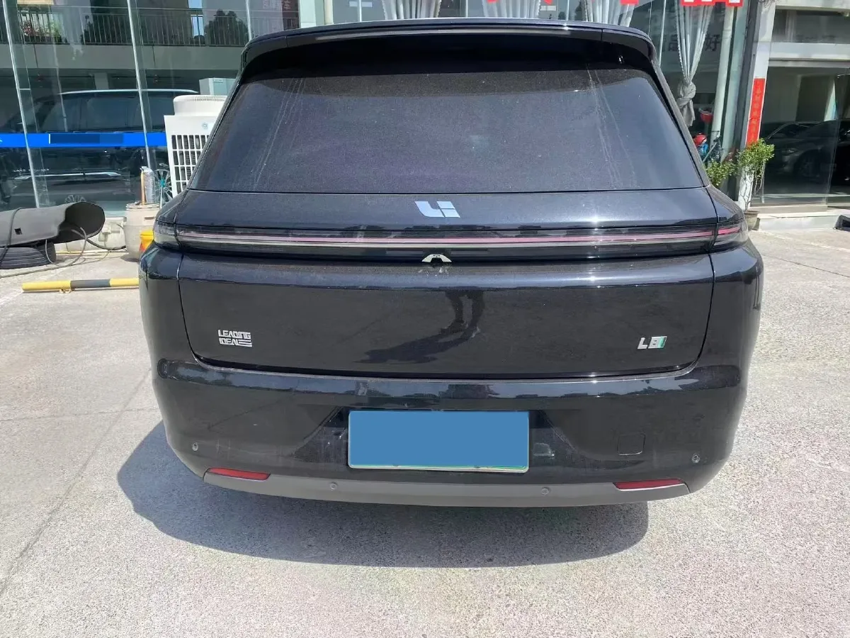 2024 Toyota Granvia 2.5L 189HP L4 E-CVT Hybrid,autocango,china used car exporter,china ev exporter,chinese used car exporter,chinese used ev exporter