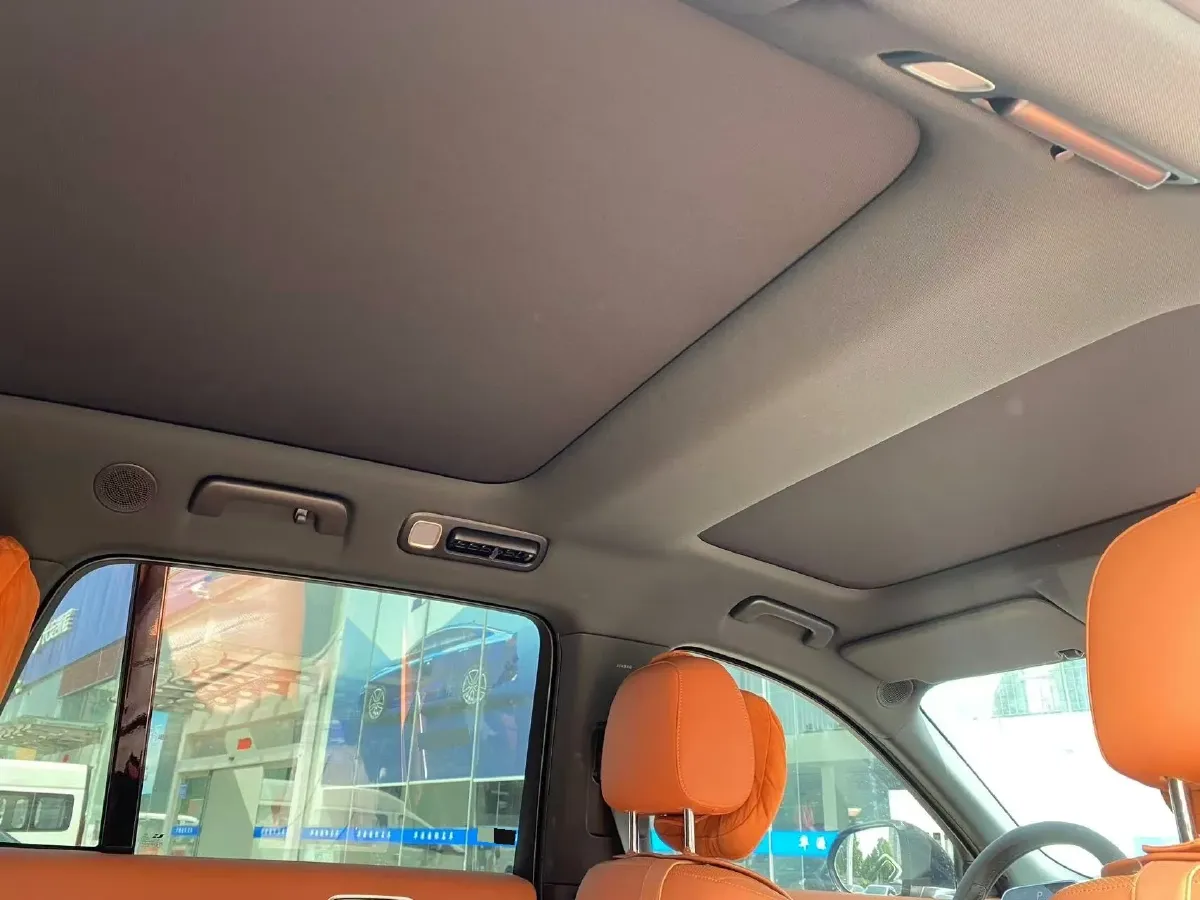 2024 Toyota Granvia 2.5L 189HP L4 E-CVT Hybrid,autocango,china used car exporter,china ev exporter,chinese used car exporter,chinese used ev exporter
