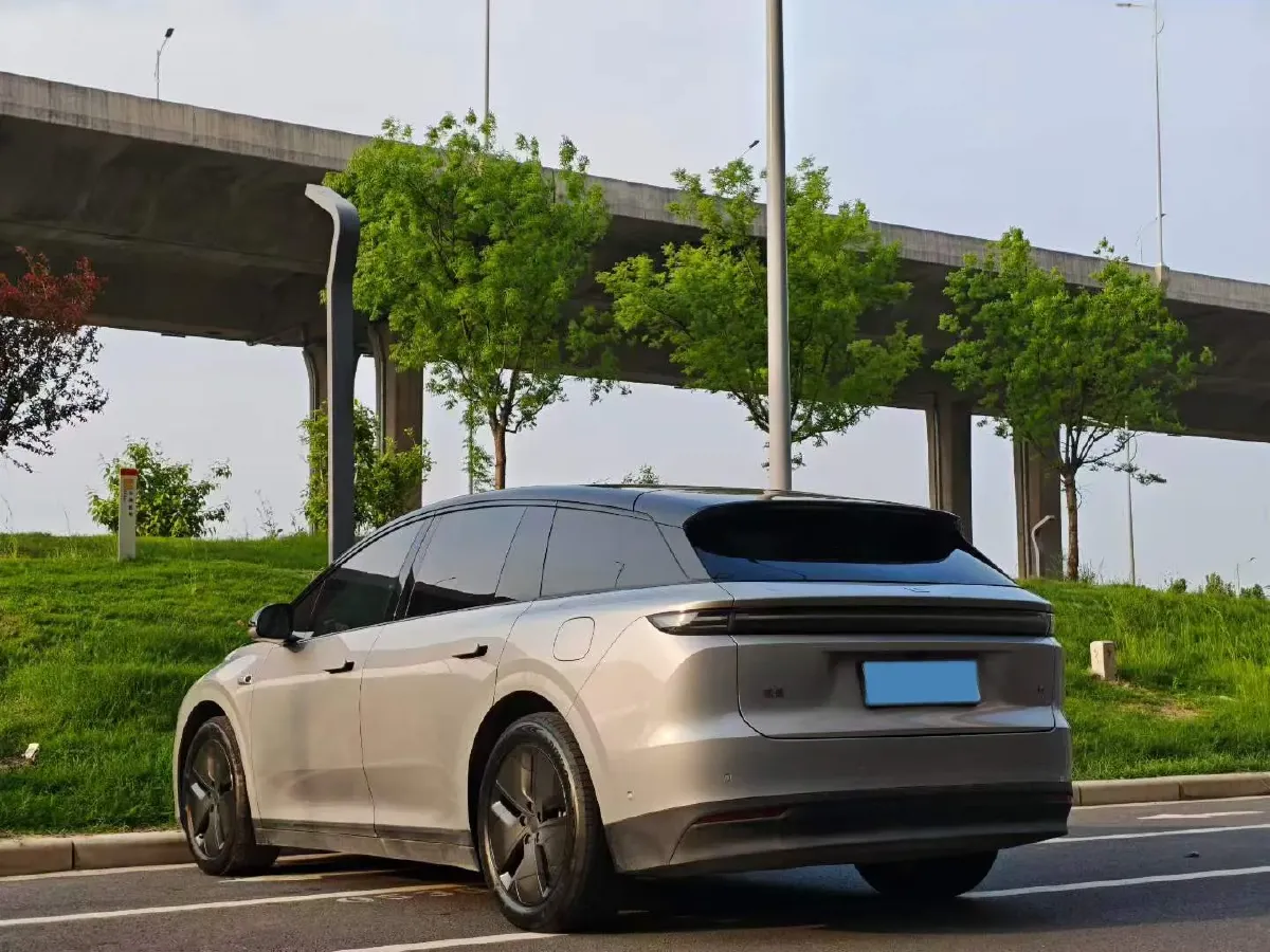 2025 Li i6 BEV,autocango,china used car exporter,china ev exporter,chinese used car exporter,chinese used ev exporter