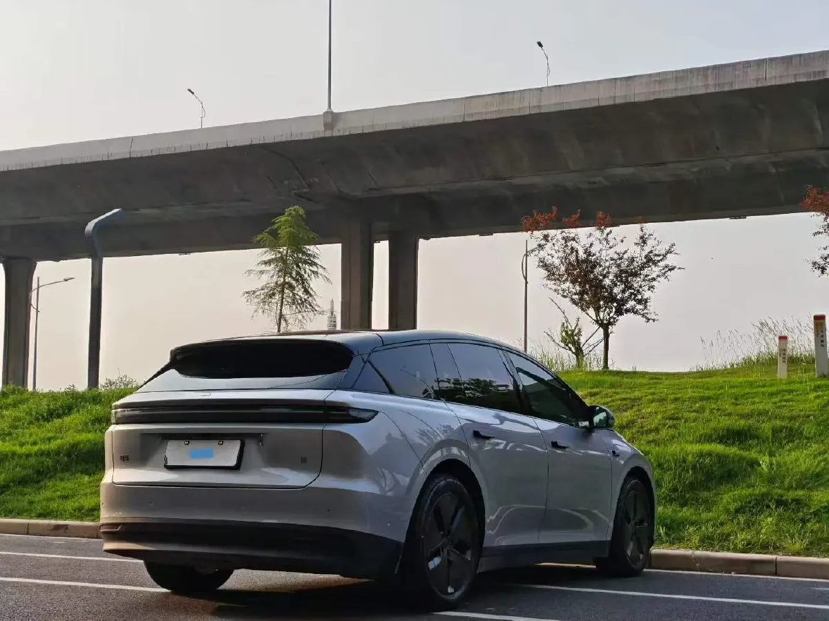 2025 Li i6 BEV,autocango,china used car exporter,china ev exporter,chinese used car exporter,chinese used ev exporter