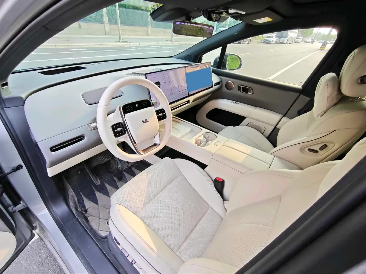 2025 Li i6 BEV,autocango,china used car exporter,china ev exporter,chinese used car exporter,chinese used ev exporter