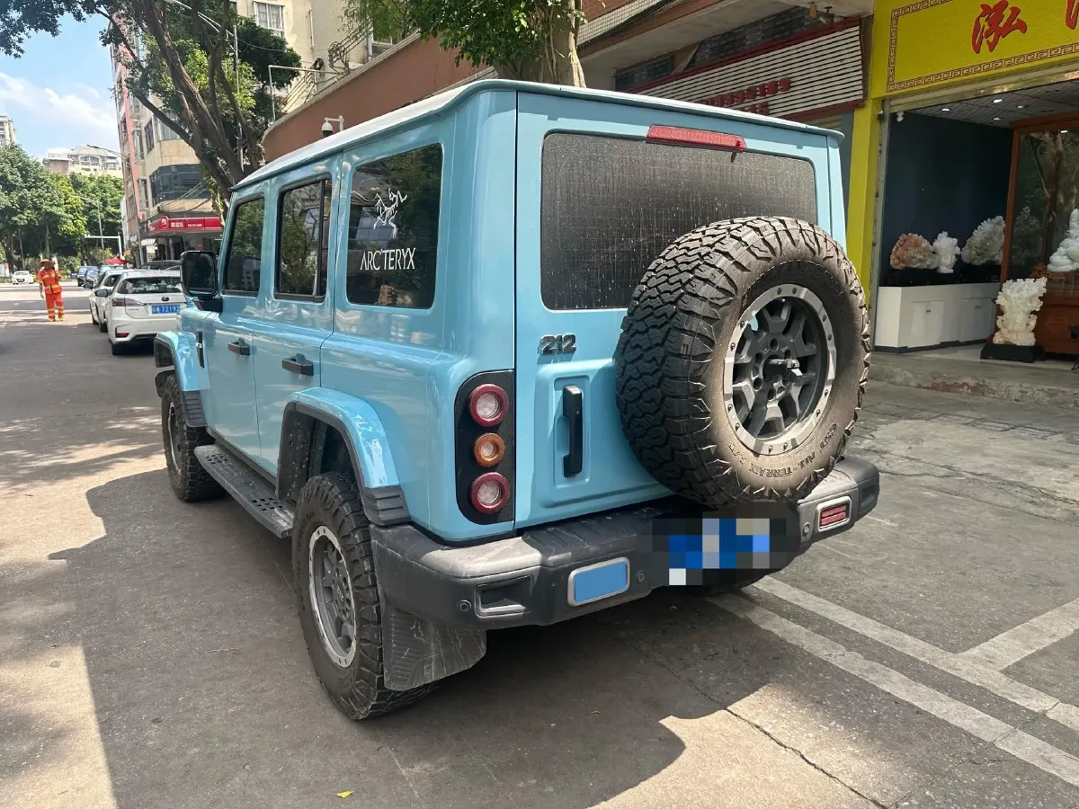 2025 212 212 T01 2.0T 252HP L4 8AT,autocango,china used car exporter,china ev exporter,chinese used car exporter,chinese used ev exporter