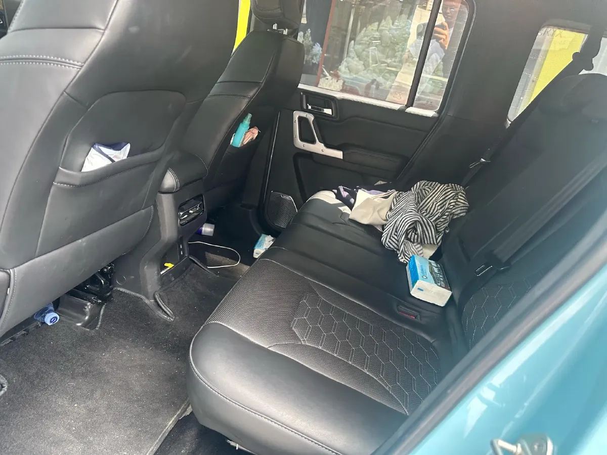 2025 212 212 T01 2.0T 252HP L4 8AT,autocango,china used car exporter,china ev exporter,chinese used car exporter,chinese used ev exporter