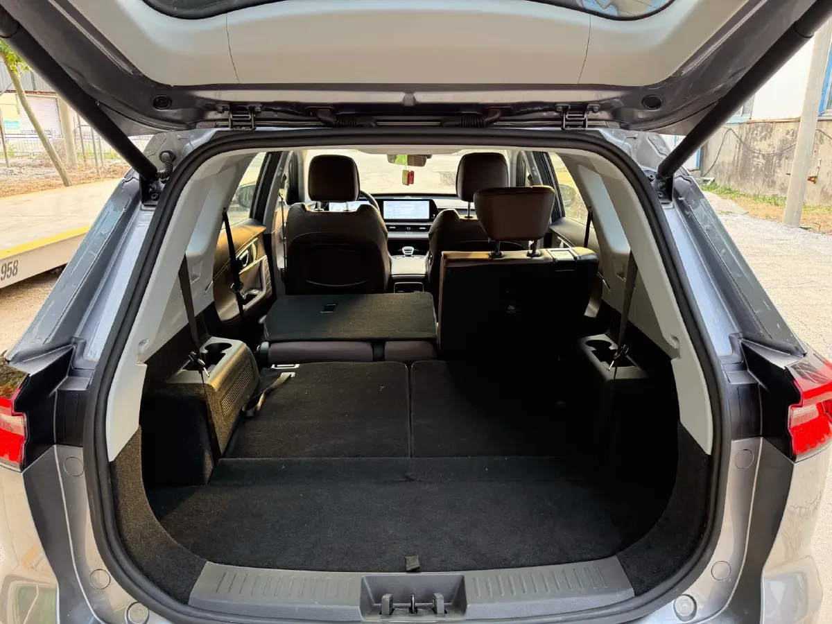 2024 Chery Tiggo 8 PRO 1.6T 197HP L4 7DCT,autocango,china used car exporter,china ev exporter,chinese used car exporter,chinese used ev exporter