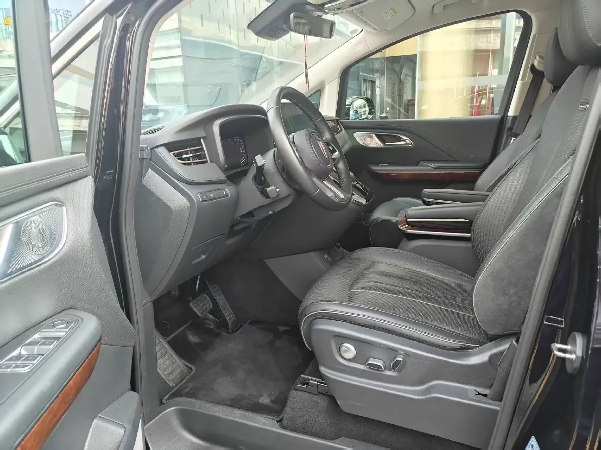 2024 HongQi HQ9 2.0T 163HP L4 1DHT PHEV 20.14KWH,autocango,china used car exporter,china ev exporter,chinese used car exporter,chinese used ev exporter