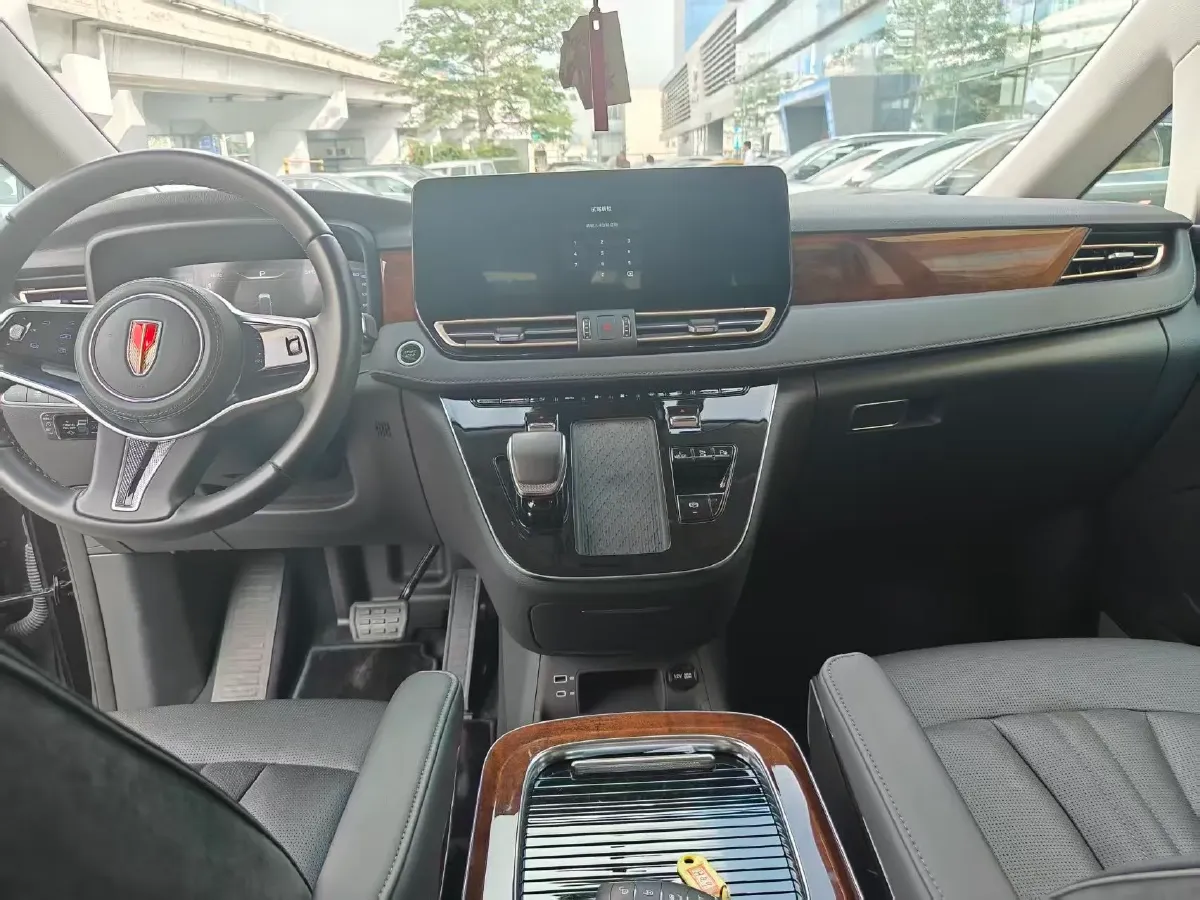 2024 HongQi HQ9 2.0T 163HP L4 1DHT PHEV 20.14KWH,autocango,china used car exporter,china ev exporter,chinese used car exporter,chinese used ev exporter