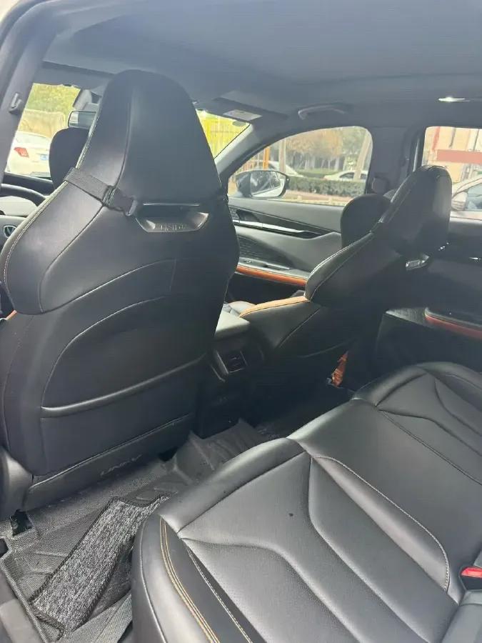 2024 ChangAn UNI-V 1.5T 188HP L4 7DCT,autocango,china used car exporter,china ev exporter,chinese used car exporter,chinese used ev exporter