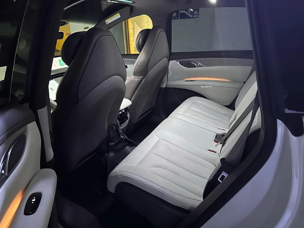 2023 IM LS7 BEV 77KWH,autocango,china used car exporter,china ev exporter,chinese used car exporter,chinese used ev exporter