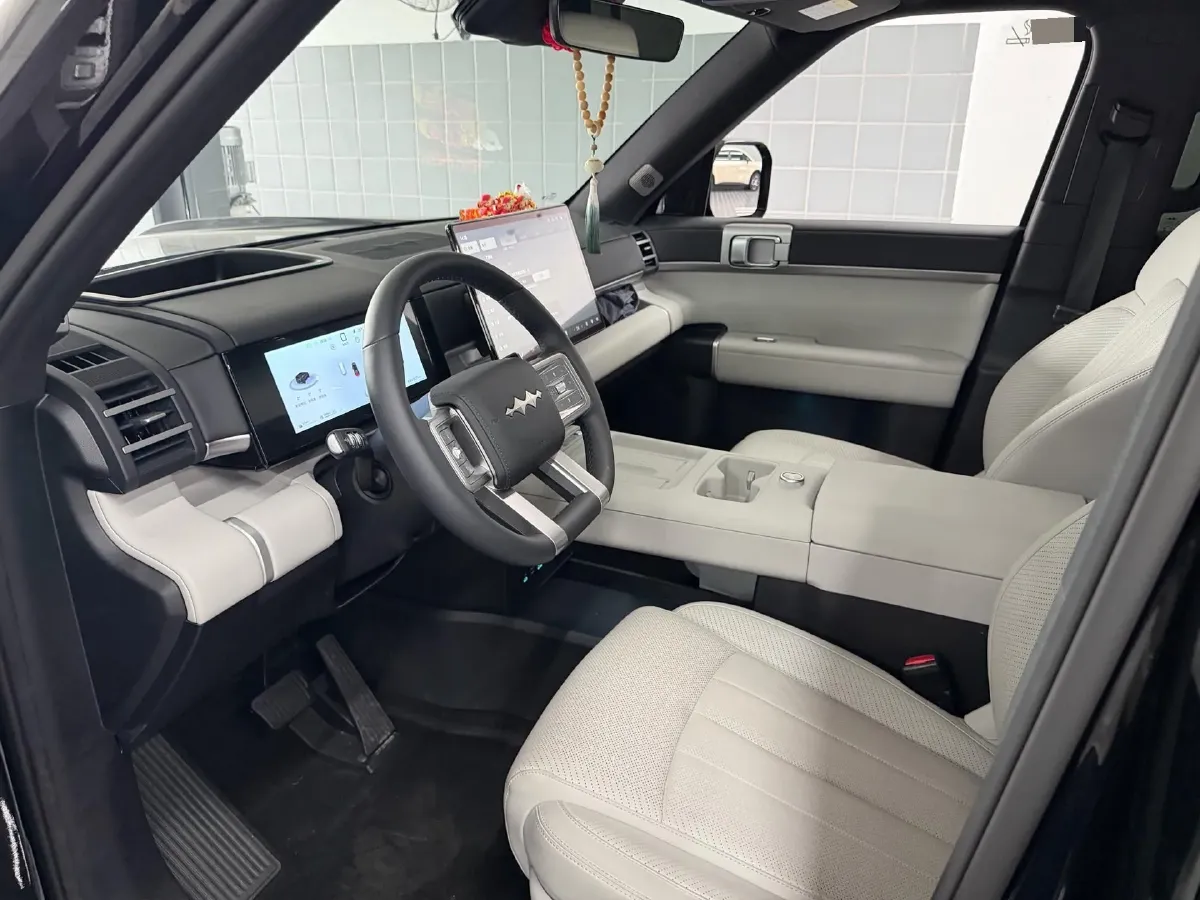 2025 FangChengBao Tai 7 1.5T 156HP L4 E-CVT PHEV,autocango,china used car exporter,china ev exporter,chinese used car exporter,chinese used ev exporter