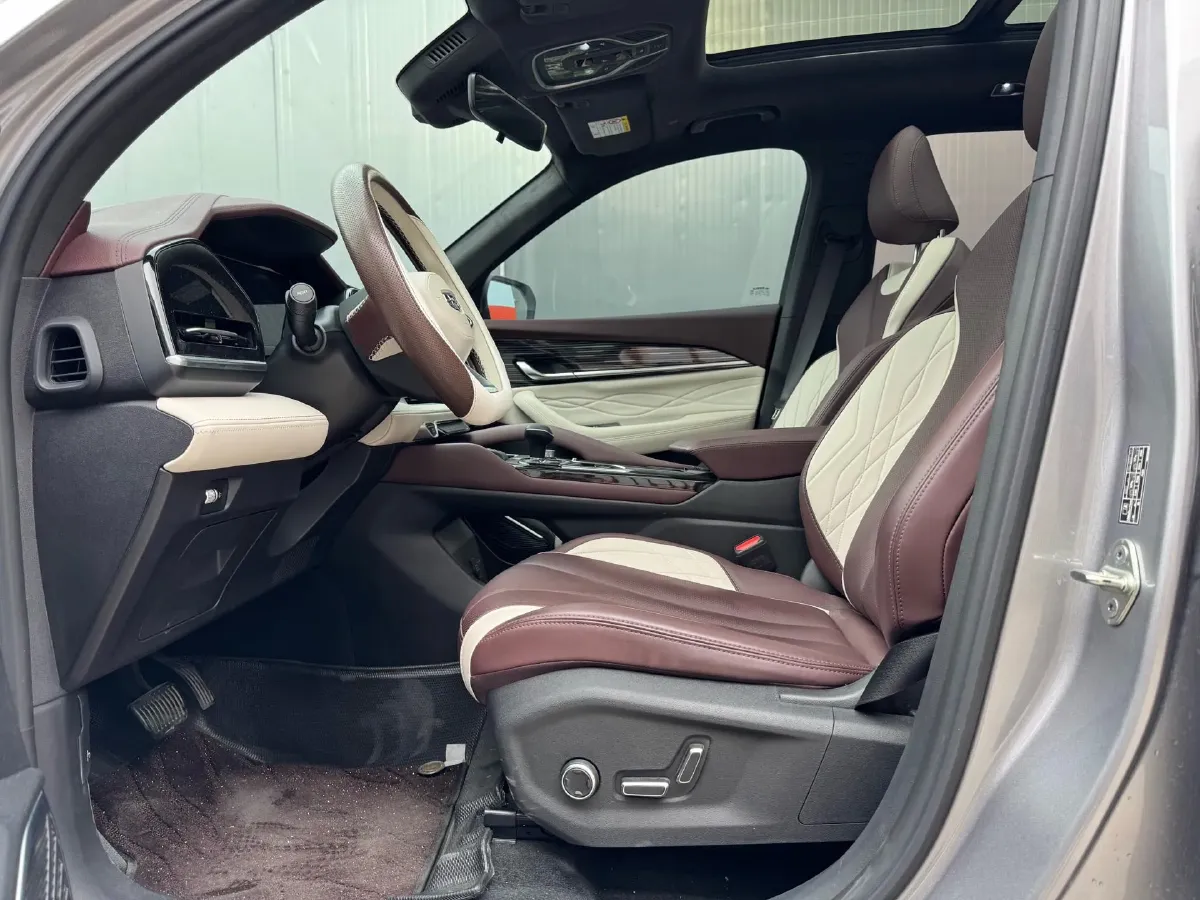 2024 Geely Monjaro 2.0T 238HP L4 8AT,autocango,china used car exporter,china ev exporter,chinese used car exporter,chinese used ev exporter
