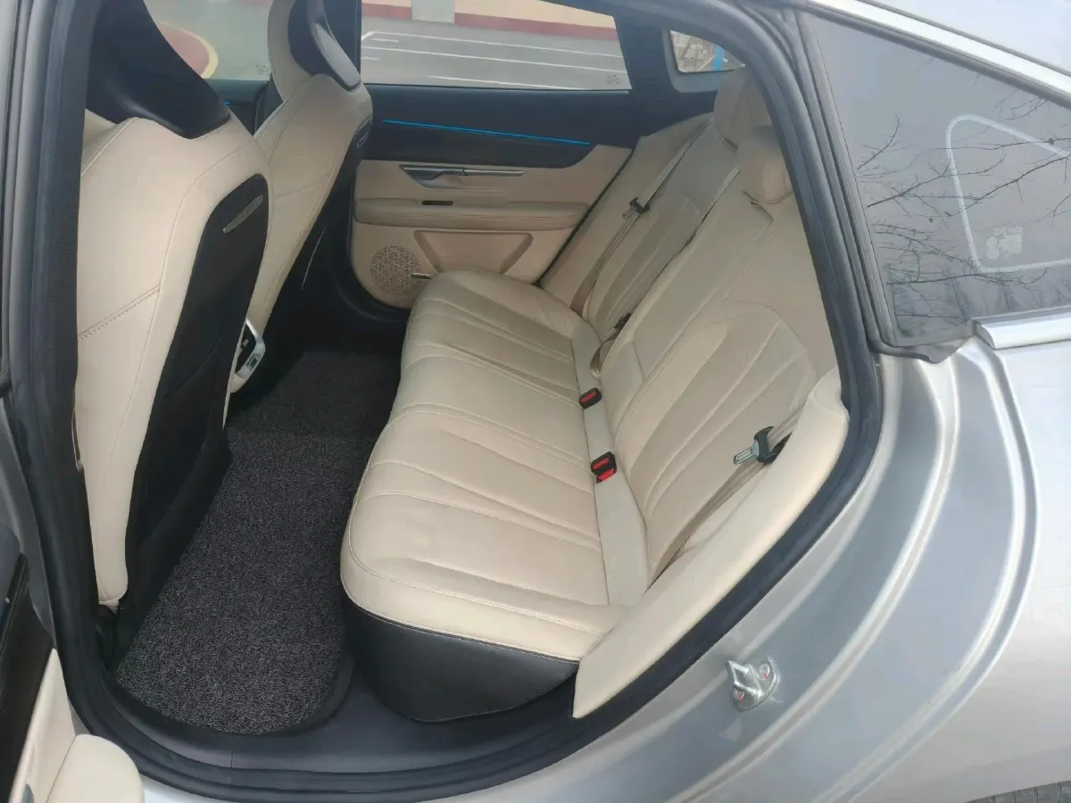 2021 Xpeng P7 BEV 60.2KWH,autocango,china used car exporter,china ev exporter,chinese used car exporter,chinese used ev exporter