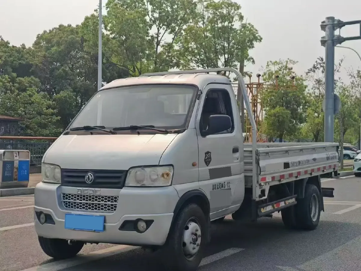 2017 DongFeng Forthing Joyear X5 1.6L 122HP L4 5MT,autocango,china used car exporter,china ev exporter,chinese used car exporter,chinese used ev exporter