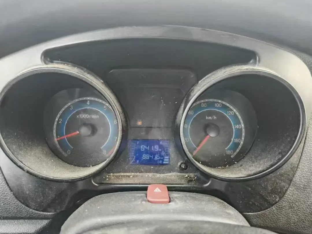2017 DongFeng Forthing Joyear X5 1.6L 122HP L4 5MT,autocango,china used car exporter,china ev exporter,chinese used car exporter,chinese used ev exporter
