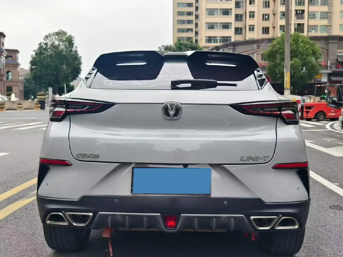 2020 ChangAn UNI-T 1.5T 180HP L4 7DCT,autocango,china used car exporter,china ev exporter,chinese used car exporter,chinese used ev exporter