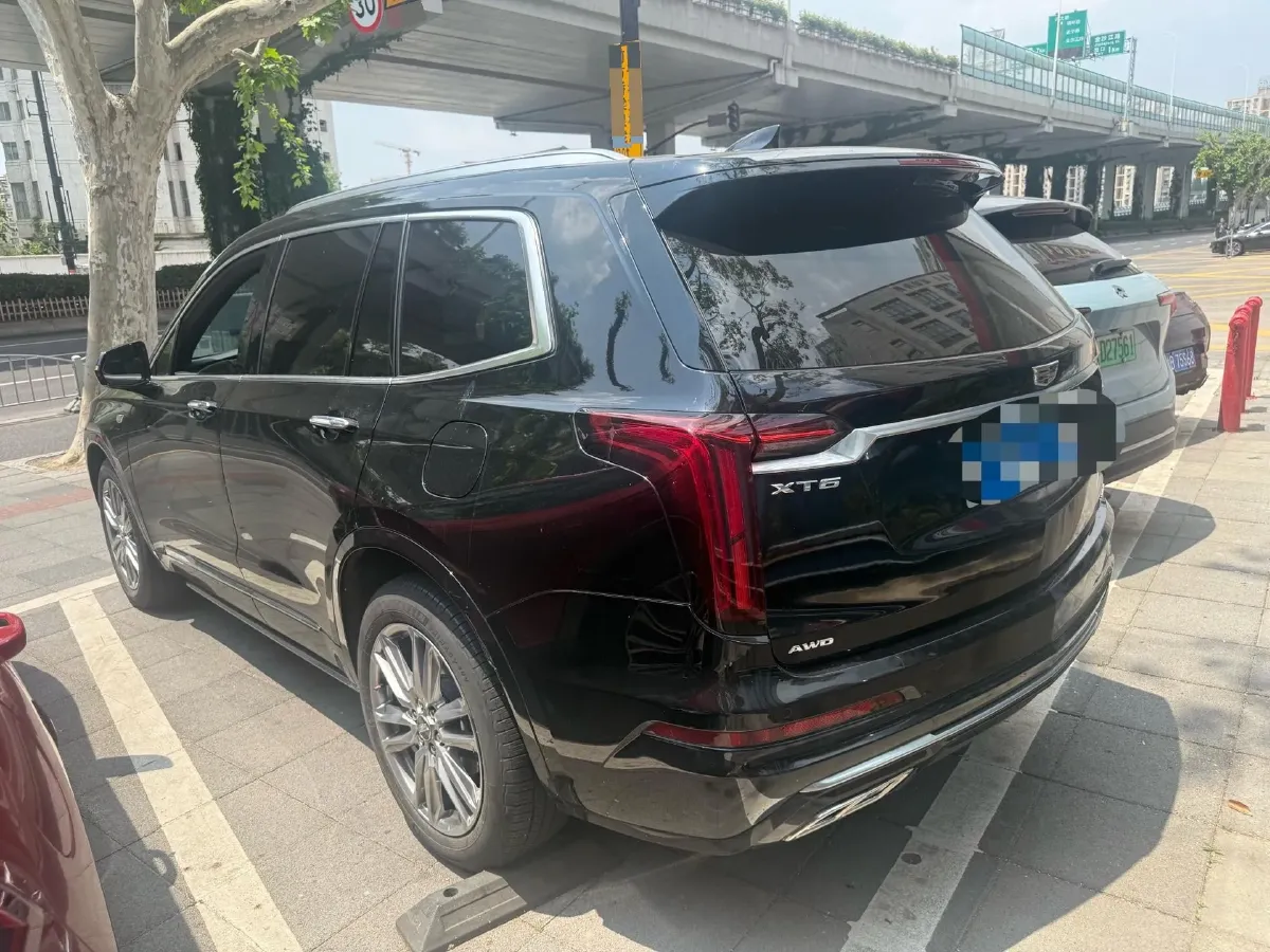 2022 Cadillac XT6 2.0T 237HP L4 9AT,autocango,china used car exporter,china ev exporter,chinese used car exporter,chinese used ev exporter