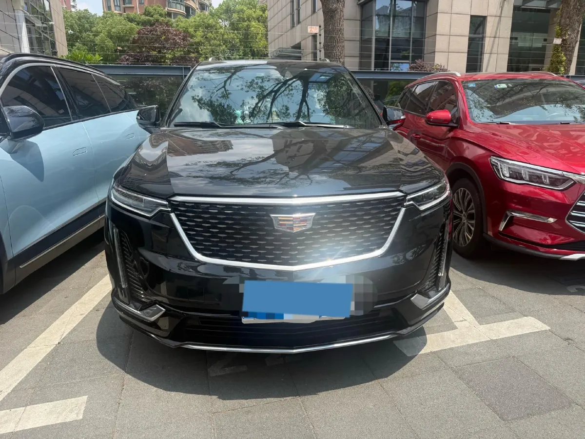 2022 Cadillac XT6 2.0T 237HP L4 9AT,autocango,china used car exporter,china ev exporter,chinese used car exporter,chinese used ev exporter