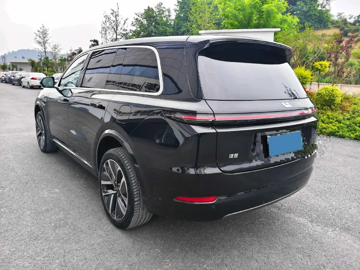 2024 Li L9 Range Extended 154HP REEV 52.3KWH,autocango,china used car exporter,china ev exporter,chinese used car exporter,chinese used ev exporter