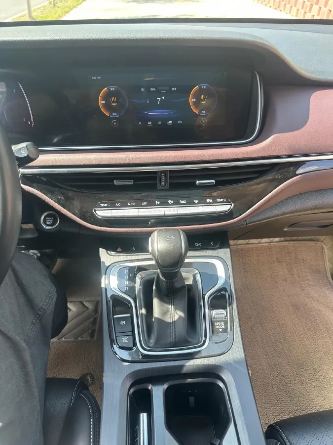 2021 GAC Trumpchi M6 1.5T 169HP L4 7DCT,autocango,china used car exporter,china ev exporter,chinese used car exporter,chinese used ev exporter