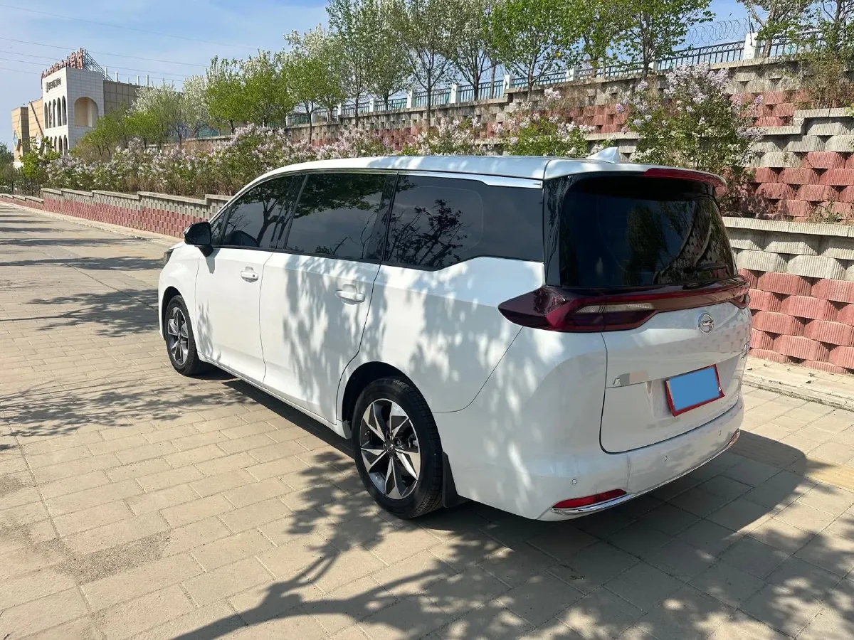 2021 GAC Trumpchi M6 1.5T 169HP L4 7DCT,autocango,china used car exporter,china ev exporter,chinese used car exporter,chinese used ev exporter