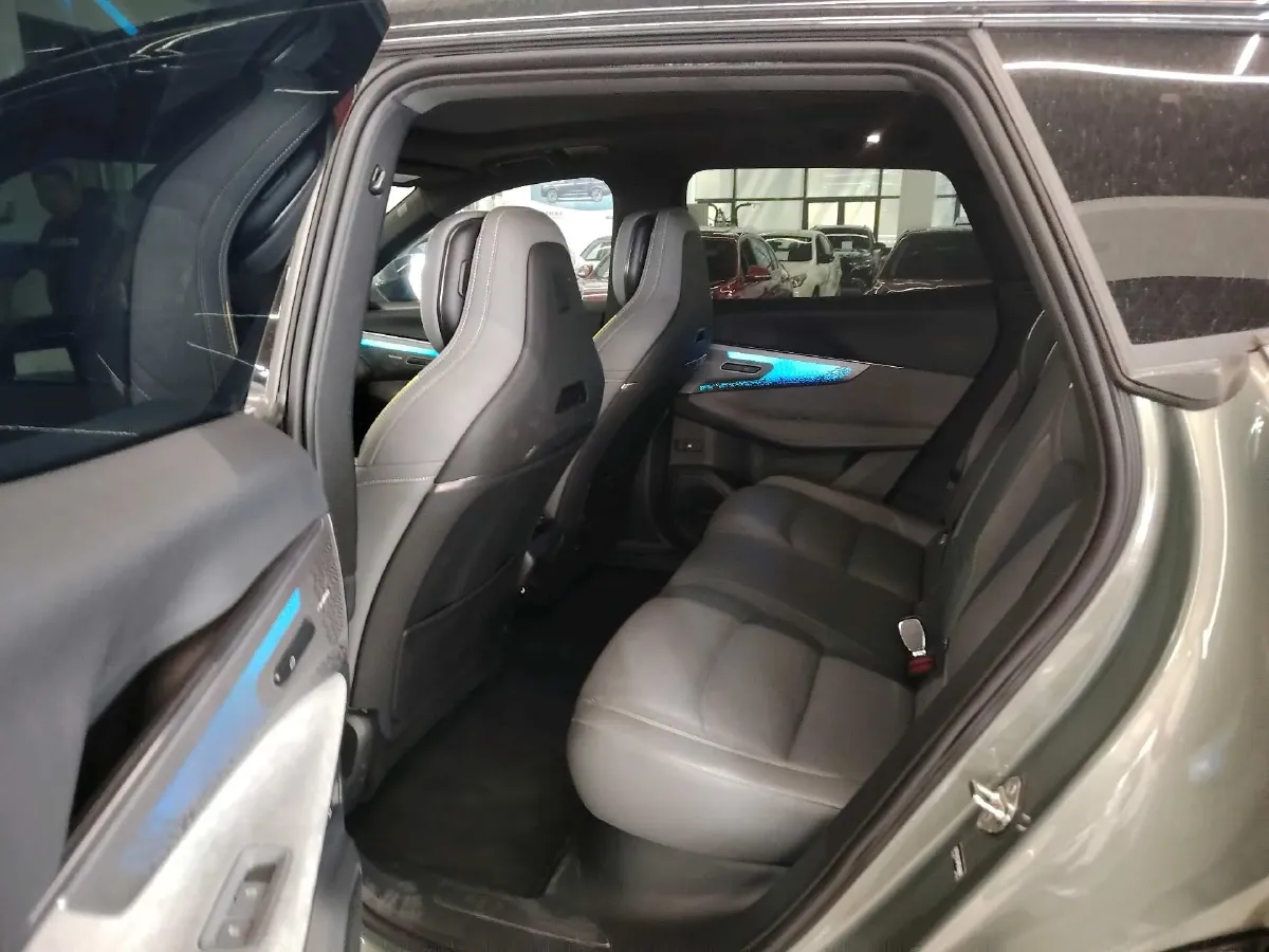 2023 LYNK&CO 08 EM-P 1.5T 163HP L4 3DHT PHEV 39.8KWH,autocango,china used car exporter,china ev exporter,chinese used car exporter,chinese used ev exporter
