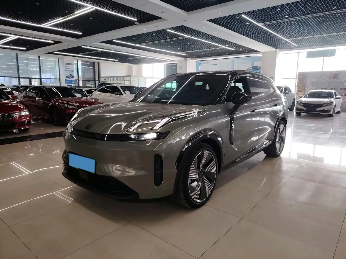 2023 LYNK&CO 08 EM-P 1.5T 163HP L4 3DHT PHEV 39.8KWH,autocango,china used car exporter,china ev exporter,chinese used car exporter,chinese used ev exporter