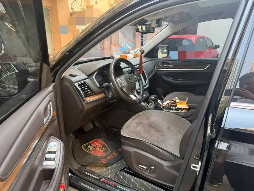 2019 Roewe RX8 2.0T 222HP L4 6AT,autocango,china used car exporter,china ev exporter,chinese used car exporter,chinese used ev exporter