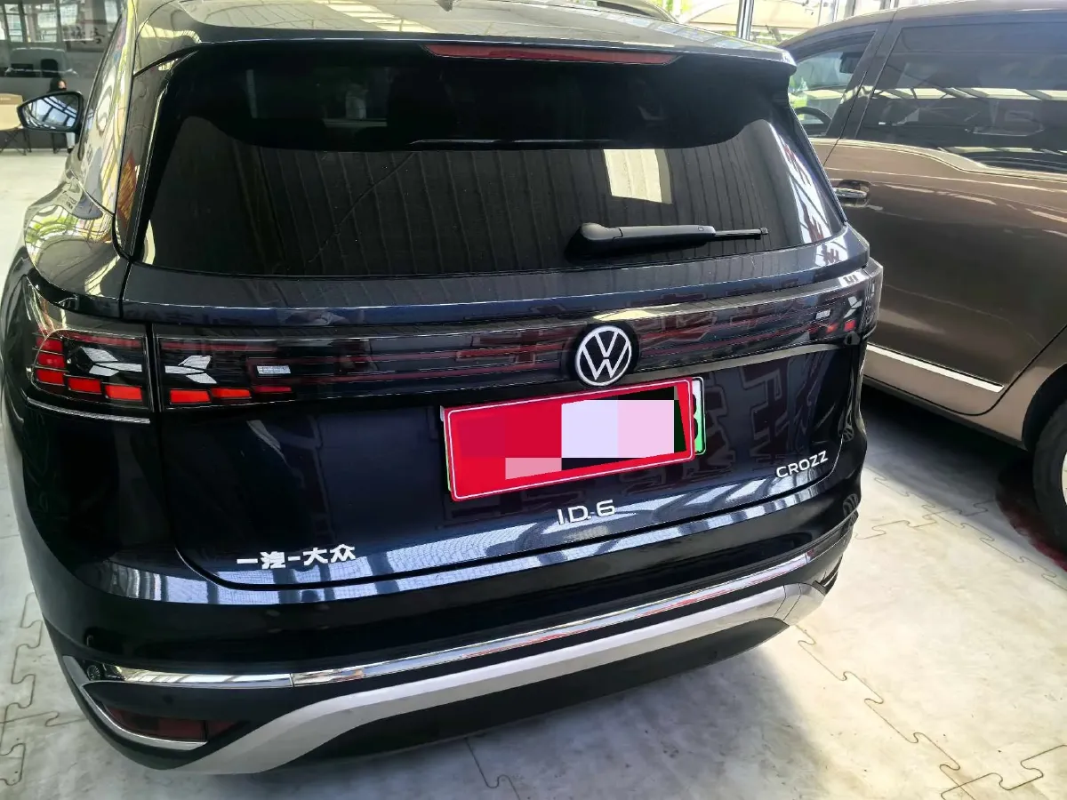 2022 Volkswagen ID.6 Crozz BEV 84.8KWH,autocango,china used car exporter,china ev exporter,chinese used car exporter,chinese used ev exporter