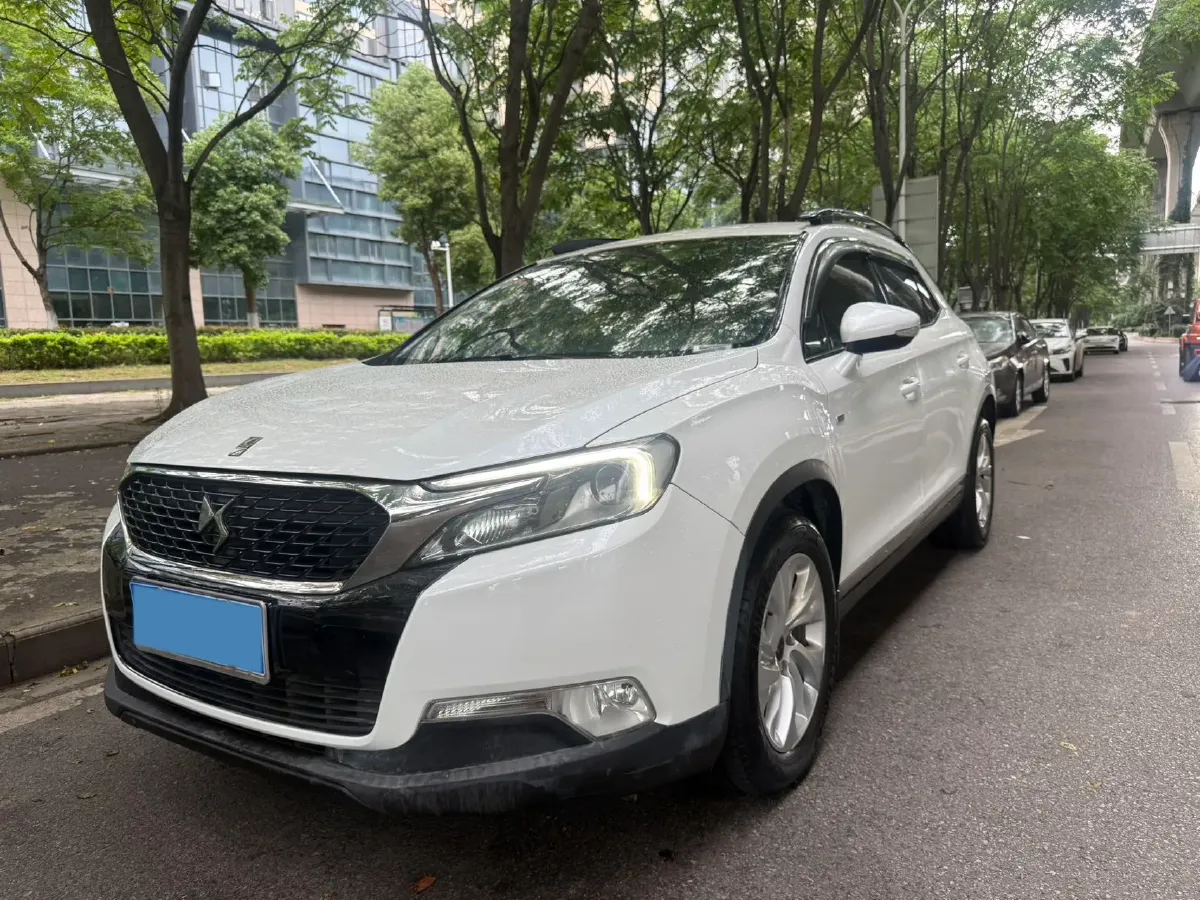 2018 DS 6 1.6T 167HP L4 6AT,autocango,china used car exporter,china ev exporter,chinese used car exporter,chinese used ev exporter