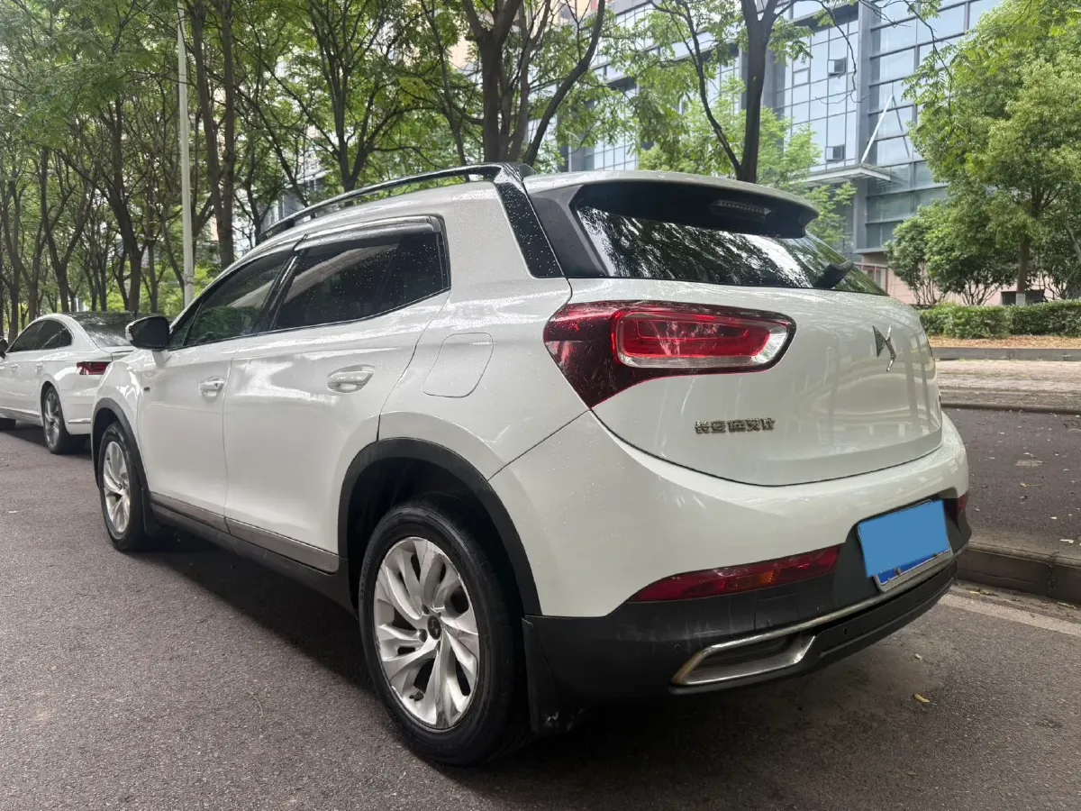 2018 DS 6 1.6T 167HP L4 6AT,autocango,china used car exporter,china ev exporter,chinese used car exporter,chinese used ev exporter