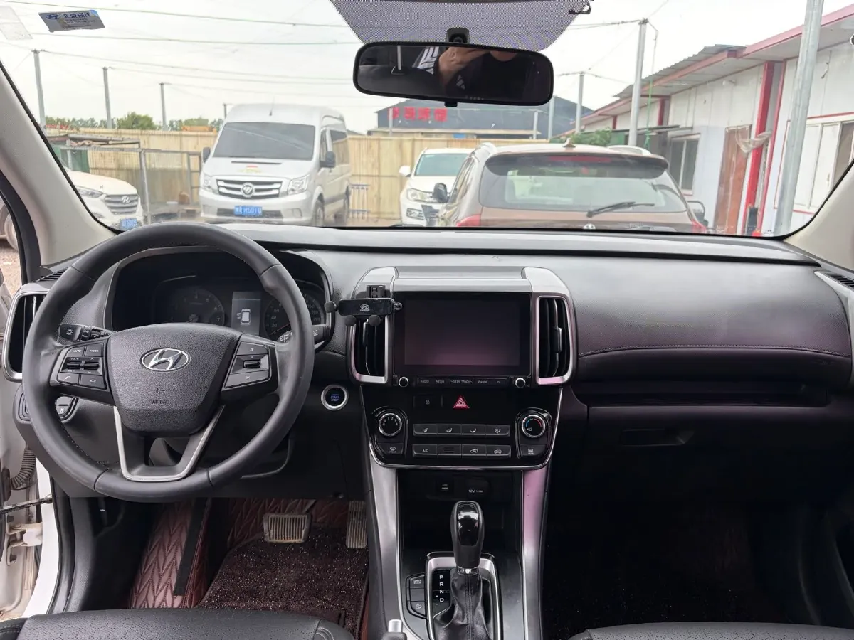 2018 Hyundai ix35 2.0L 160HP L4 6AT,autocango,china used car exporter,china ev exporter,chinese used car exporter,chinese used ev exporter