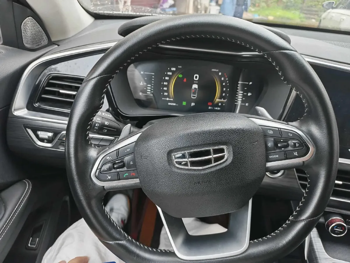 2020 Roewe RX5 1.5T 169HP L4 AMT PHEV 11.1KWH,autocango,china used car exporter,china ev exporter,chinese used car exporter,chinese used ev exporter