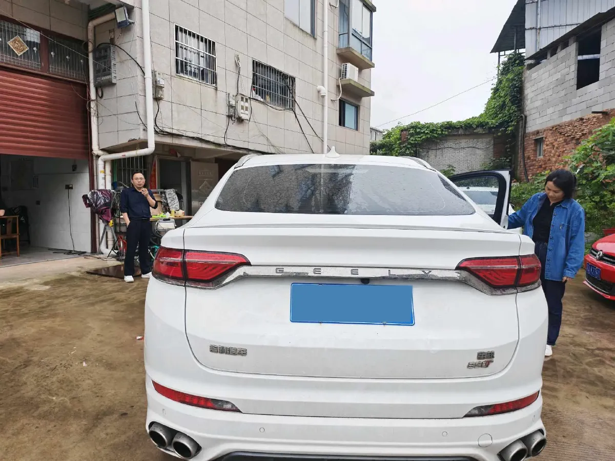 2020 Roewe RX5 1.5T 169HP L4 AMT PHEV 11.1KWH,autocango,china used car exporter,china ev exporter,chinese used car exporter,chinese used ev exporter