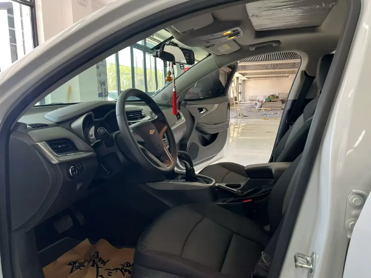 2018 Chevrolet Malibu 1.5T 170HP L4 6AT,autocango,china used car exporter,china ev exporter,chinese used car exporter,chinese used ev exporter
