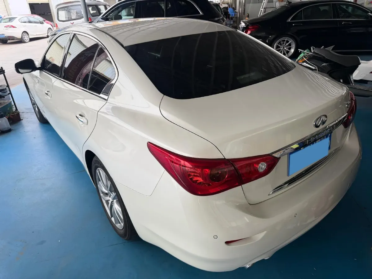2016 Infiniti Q50L 2.0T 211HP L4 7AT,autocango,china used car exporter,china ev exporter,chinese used car exporter,chinese used ev exporter