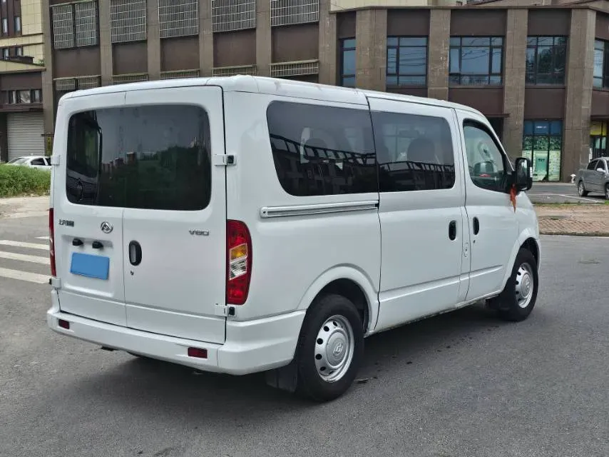 2019 MAXUS XinTu V80 2.5T 136HP L4 6MT,autocango,china used car exporter,china ev exporter,chinese used car exporter,chinese used ev exporter