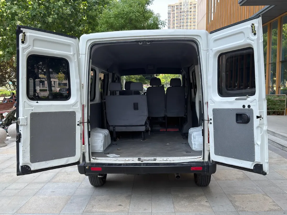 2018 DongFeng DFAC YuFeng 2.3T 110HP L4 6MT,autocango,china used car exporter,china ev exporter,chinese used car exporter,chinese used ev exporter