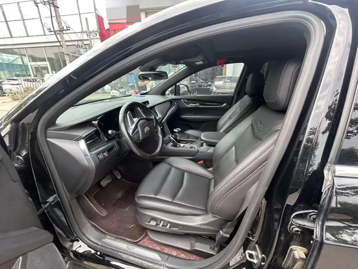 2021 Cadillac XT5 2.0T 237HP L4 9AT,autocango,china used car exporter,china ev exporter,chinese used car exporter,chinese used ev exporter