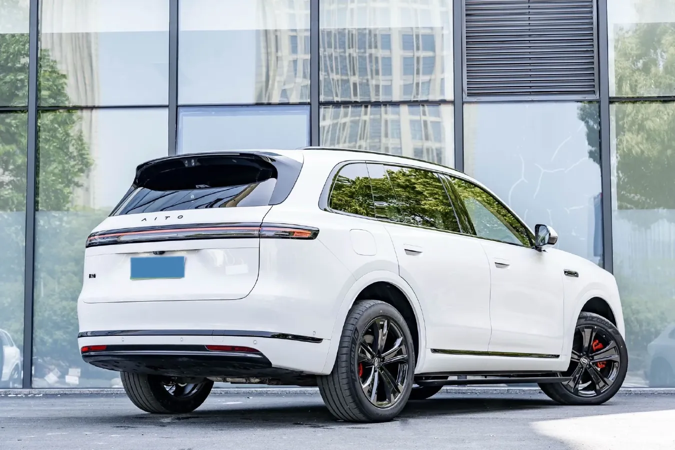 2026 AITO AITO M7 REEV 160HP REEV,autocango,china used car exporter,china ev exporter,chinese used car exporter,chinese used ev exporter