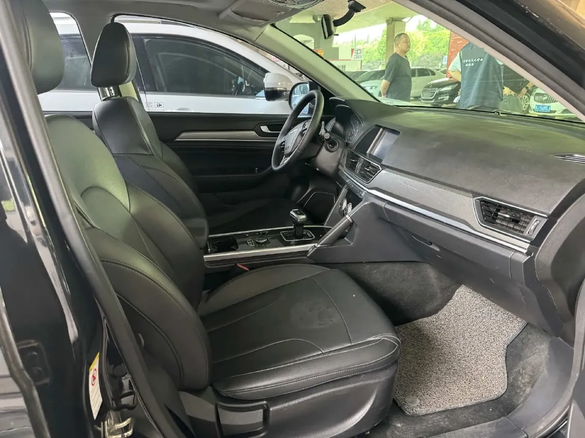 2018 Haval H6 1.5T 150HP L4 7DCT,autocango,china used car exporter,china ev exporter,chinese used car exporter,chinese used ev exporter