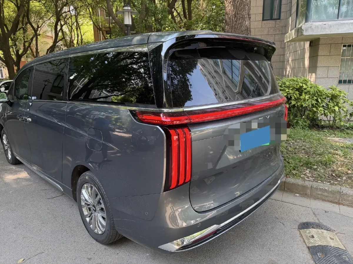 2024 Voyah ZhuiGuang 1.5T 136HP L4 PHEV 43KWH,autocango,china used car exporter,china ev exporter,chinese used car exporter,chinese used ev exporter