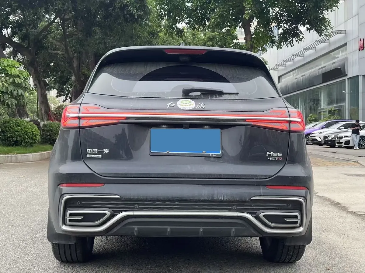 2025 HongQi HS5 2.0T 252HP L4 8AT,autocango,china used car exporter,china ev exporter,chinese used car exporter,chinese used ev exporter