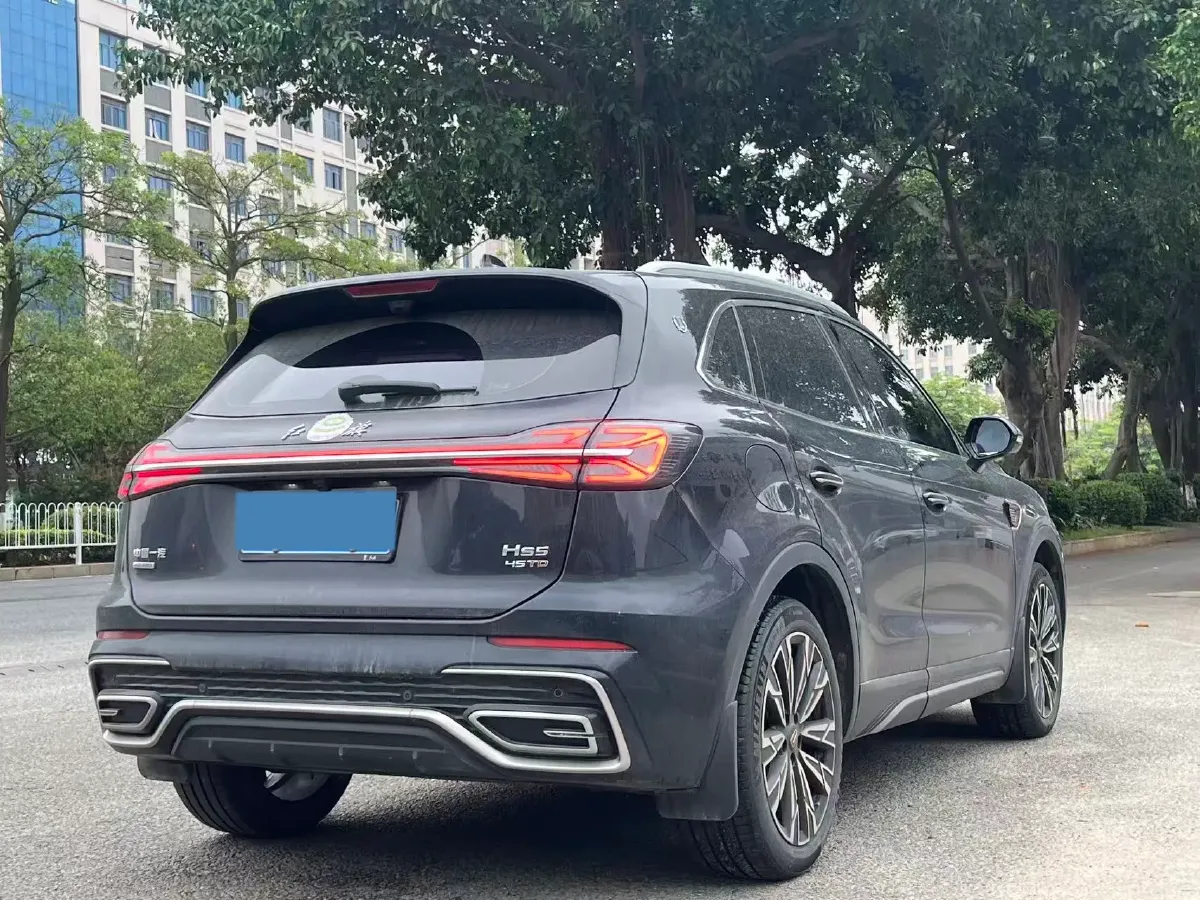 2025 HongQi HS5 2.0T 252HP L4 8AT,autocango,china used car exporter,china ev exporter,chinese used car exporter,chinese used ev exporter