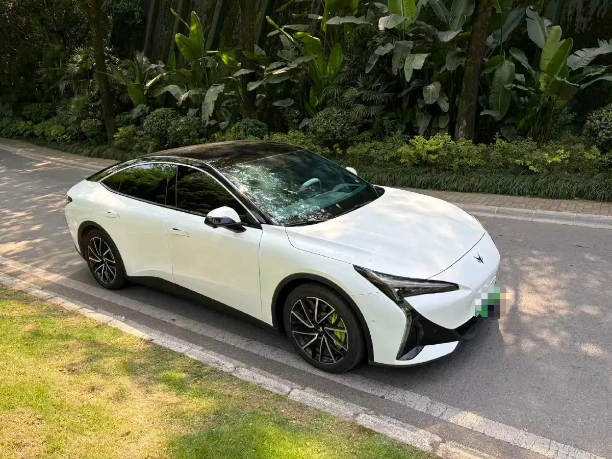 2025 ARCFOX αS5 BEV,autocango,china used car exporter,china ev exporter,chinese used car exporter,chinese used ev exporter