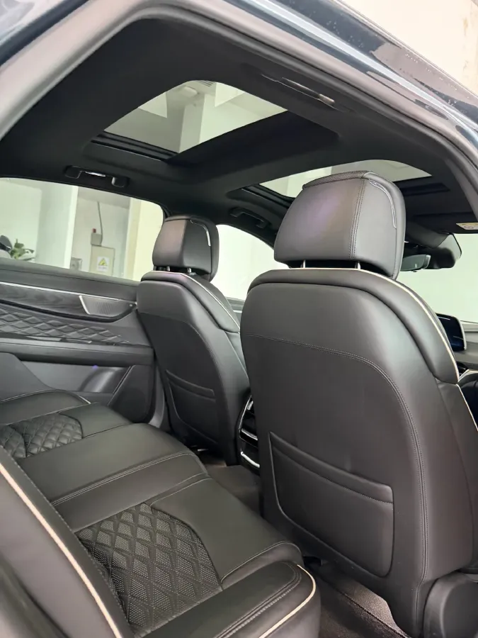 2023 Cadillac CT6 2.0T 237HP L4 10AT,autocango,china used car exporter,china ev exporter,chinese used car exporter,chinese used ev exporter