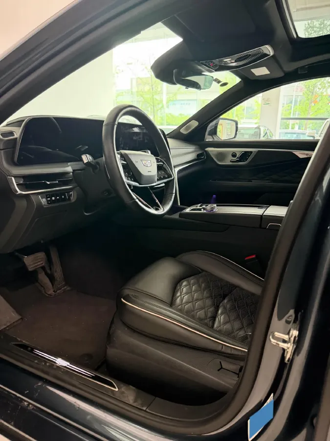 2023 Cadillac CT6 2.0T 237HP L4 10AT,autocango,china used car exporter,china ev exporter,chinese used car exporter,chinese used ev exporter