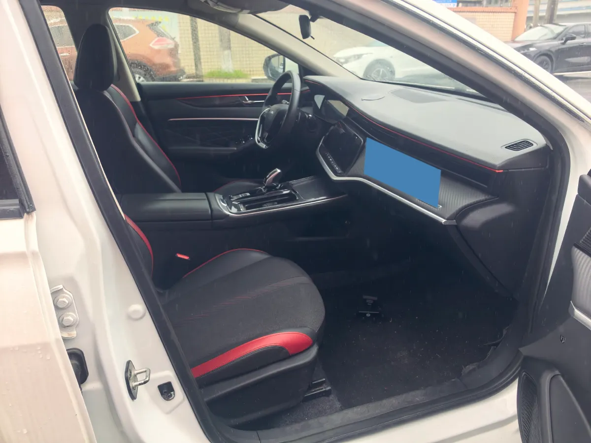 2021 DongFeng Aeolus YiXuan MAX 1.5T 190HP L4 7DCT,autocango,china used car exporter,china ev exporter,chinese used car exporter,chinese used ev exporter