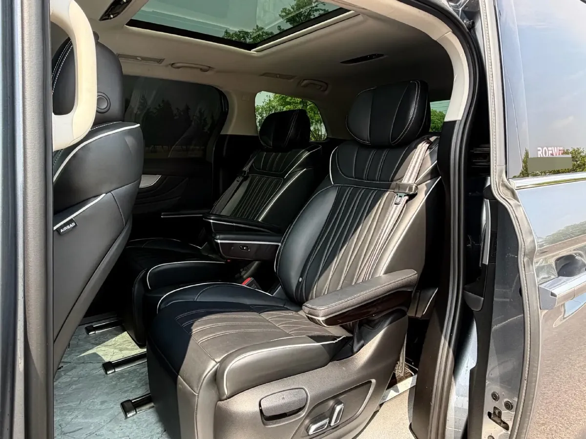 2021 Roewe iMAX8 2.0T 234HP L4 8AT,autocango,china used car exporter,china ev exporter,chinese used car exporter,chinese used ev exporter
