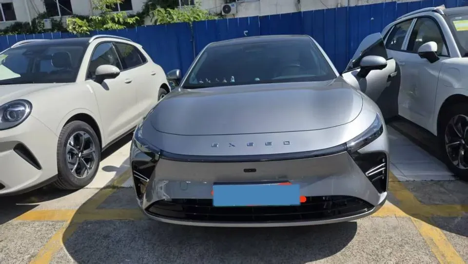 2025 Exceed Sterra ES REEV 156HP REEV 34.7KWH,autocango,china used car exporter,china ev exporter,chinese used car exporter,chinese used ev exporter